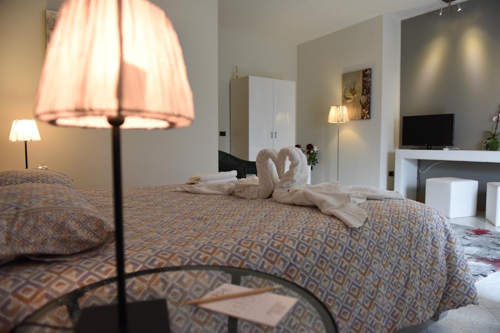 B&B La Dimora Di Iside Benevento Rum bild