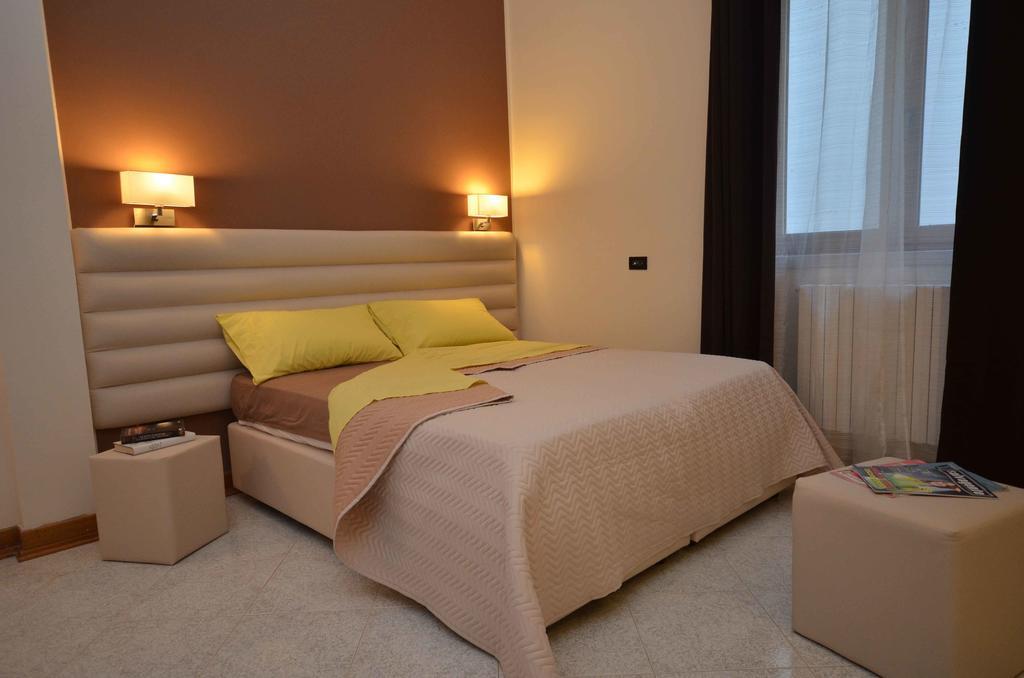B&B La Dimora Di Iside Benevento Rum bild